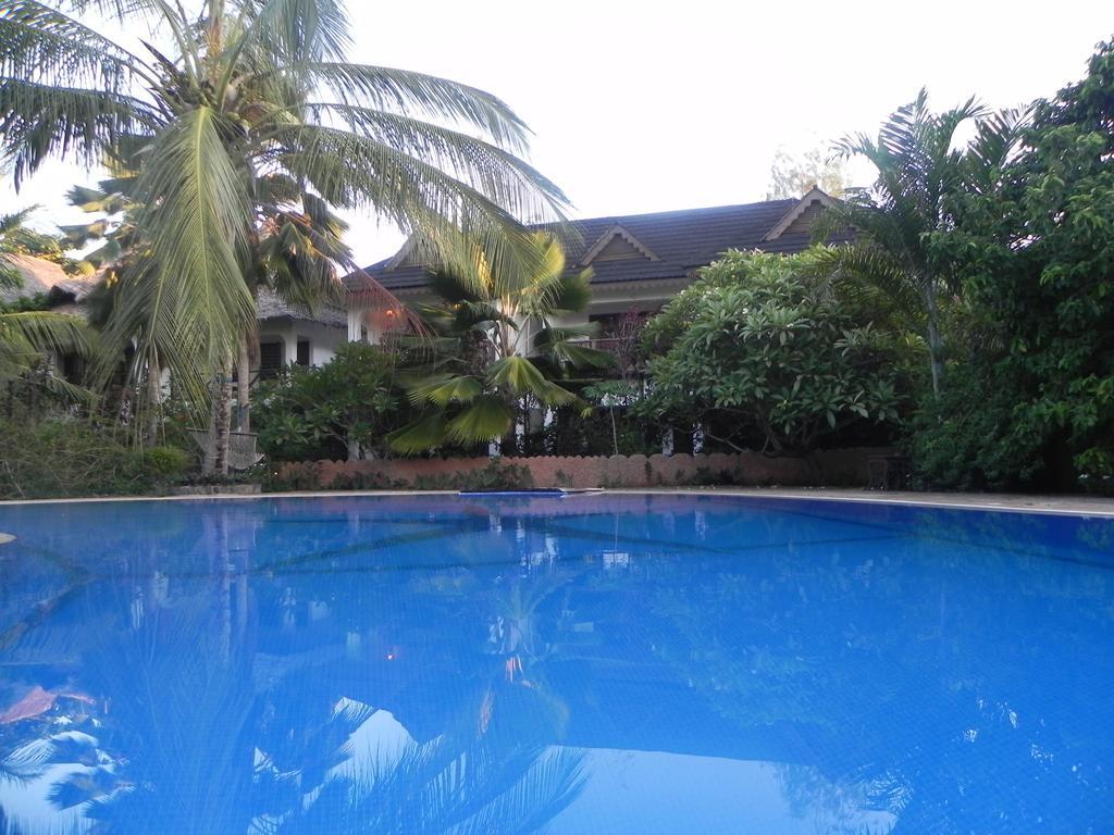 Langi Langi Beach Bungalows Nungwi Exterior photo
